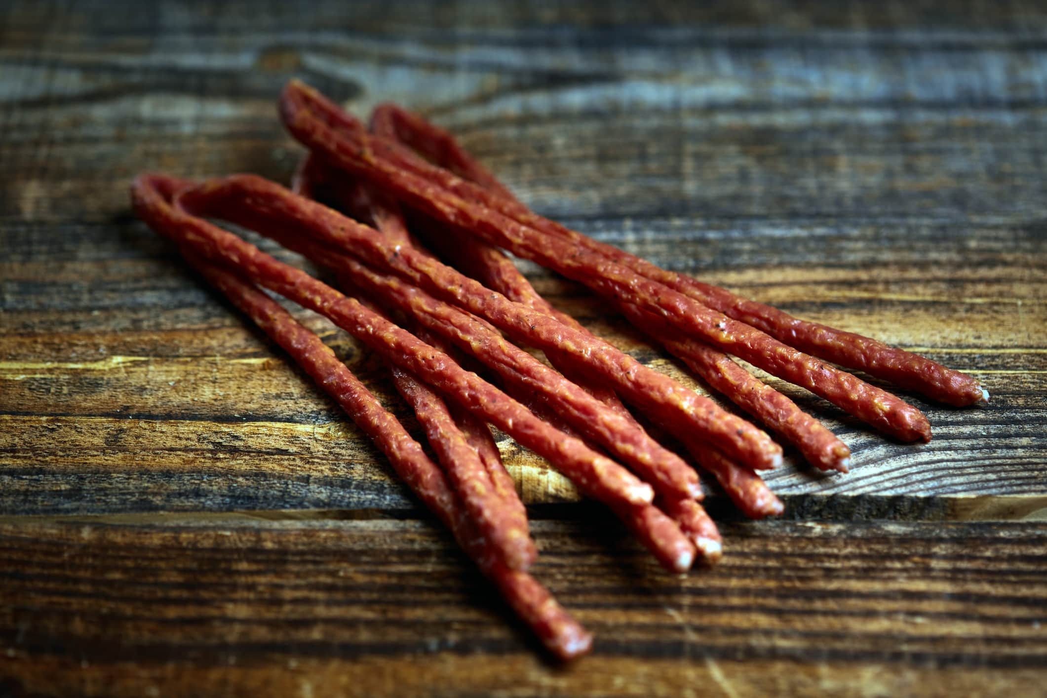 You are currently viewing Road Trip Ready: Why Meat Sticks Are the Perfect Summer Snack